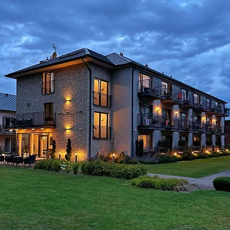 Hotel Alcest Niechorze Exterior foto