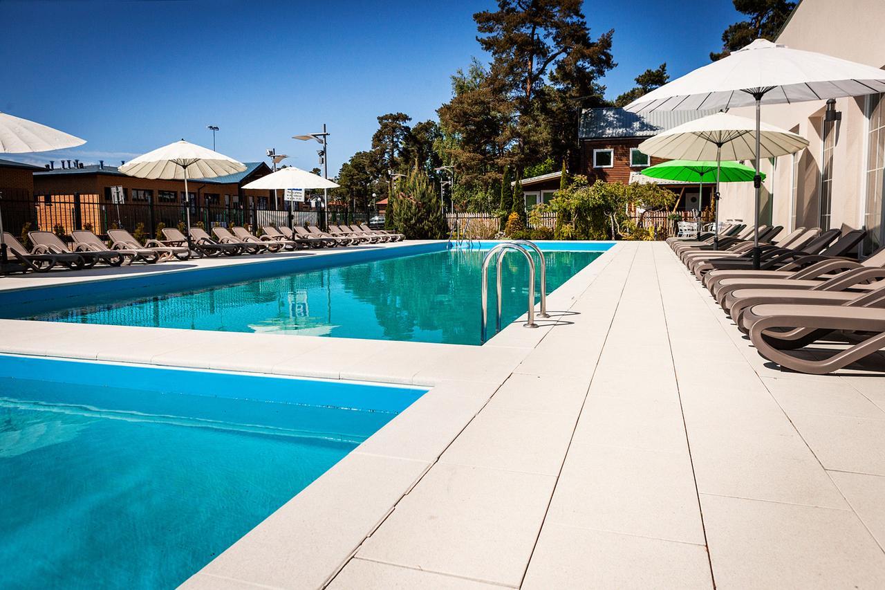 Hotel Alcest Niechorze Exterior foto