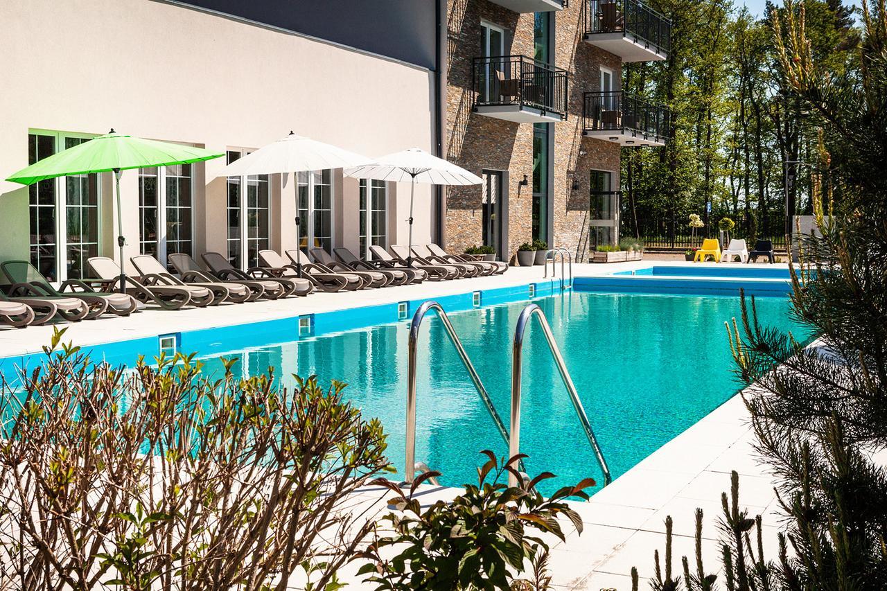 Hotel Alcest Niechorze Exterior foto